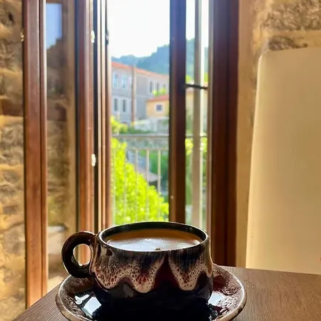 Rodanthe's * Στεμνίτσα