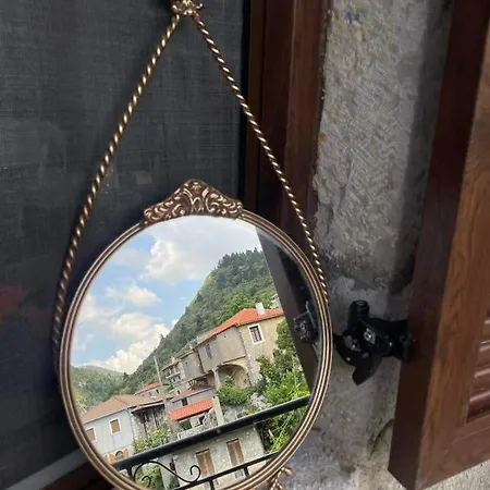 Rodanthe's Στεμνίτσα